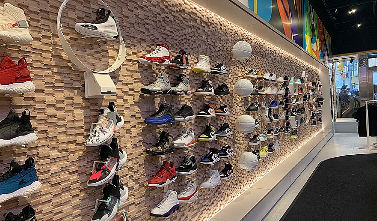 homage to home footlocker