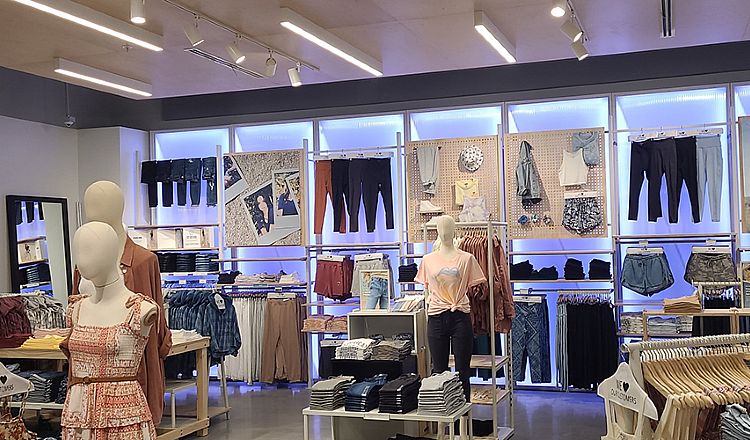 american eagle city centre